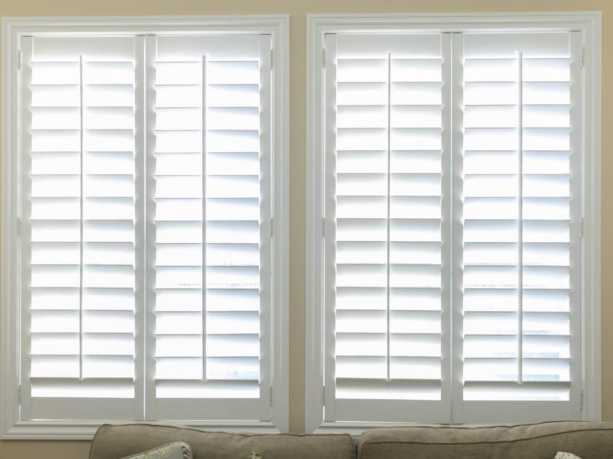5 Ideas for Living Room Plantation Shutters